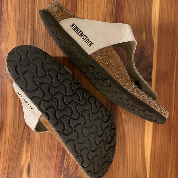 Gizeh Birkenstock Sandals - Picture 3 of 3